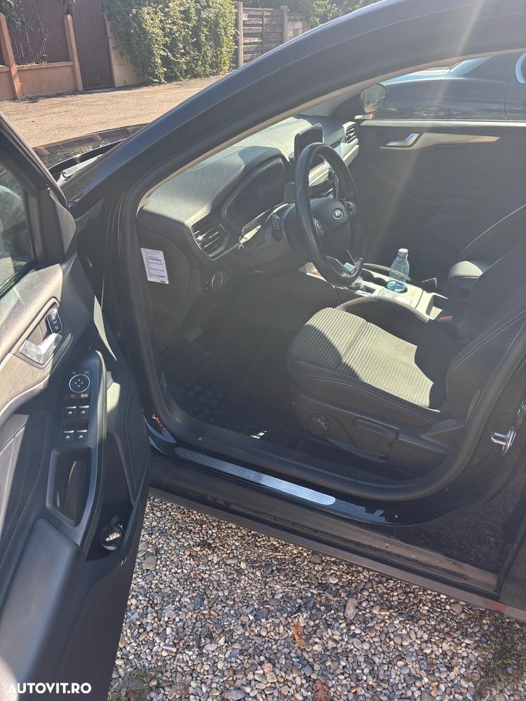 Ford Focus 1.5 EcoBlue Start-Stopp-System Aut. TITANIUM - 10