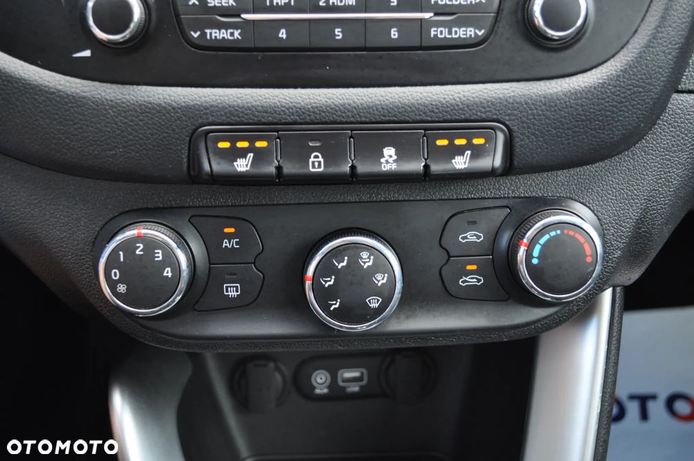 Kia Ceed - 29