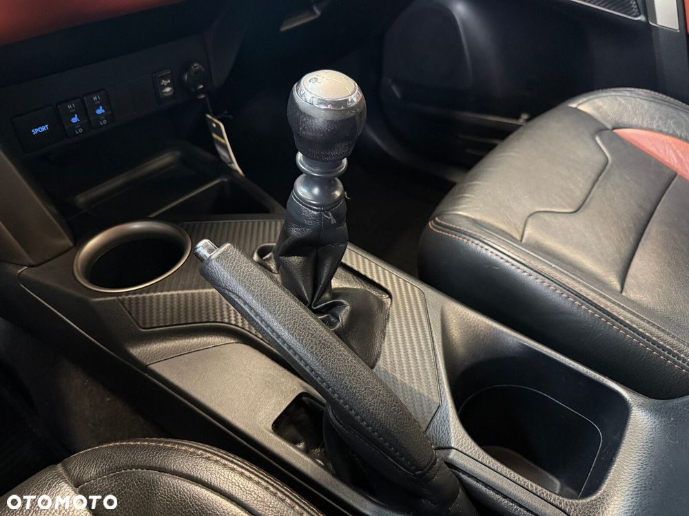 Toyota RAV4 - 25