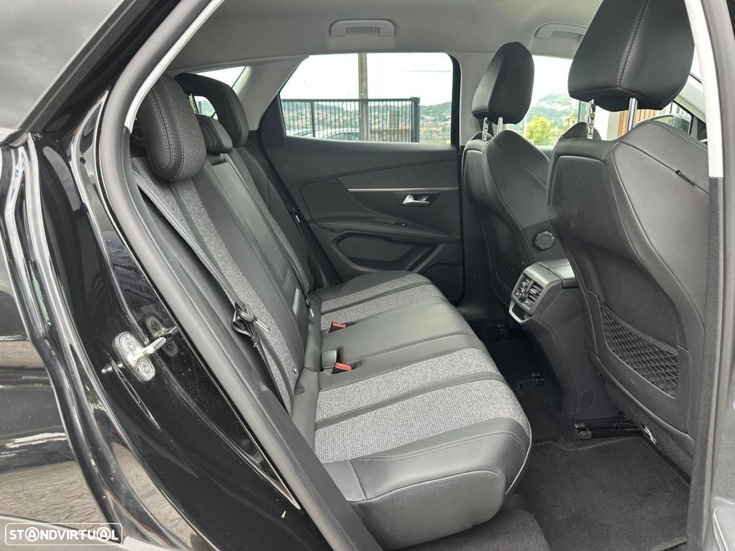 Peugeot 3008 1.5 BlueHDi Allure - 13