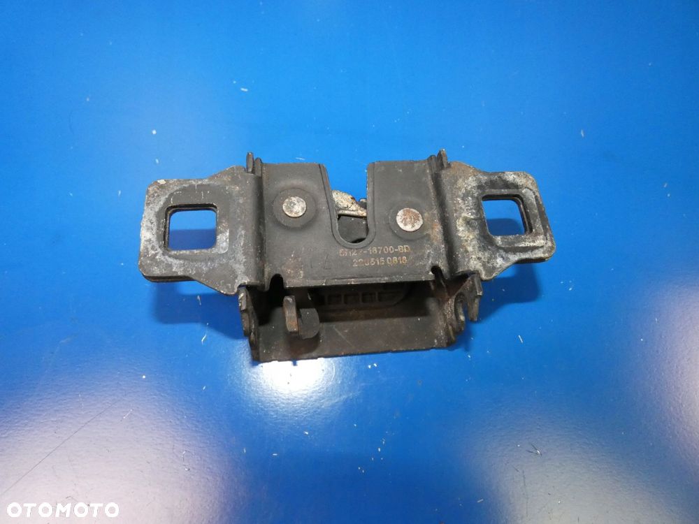 JAGUAR XE X760 ZAMEK MASKI - 2