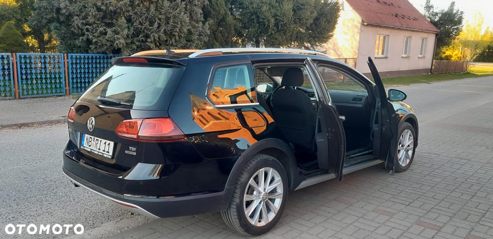 Volkswagen Golf Alltrack - 16