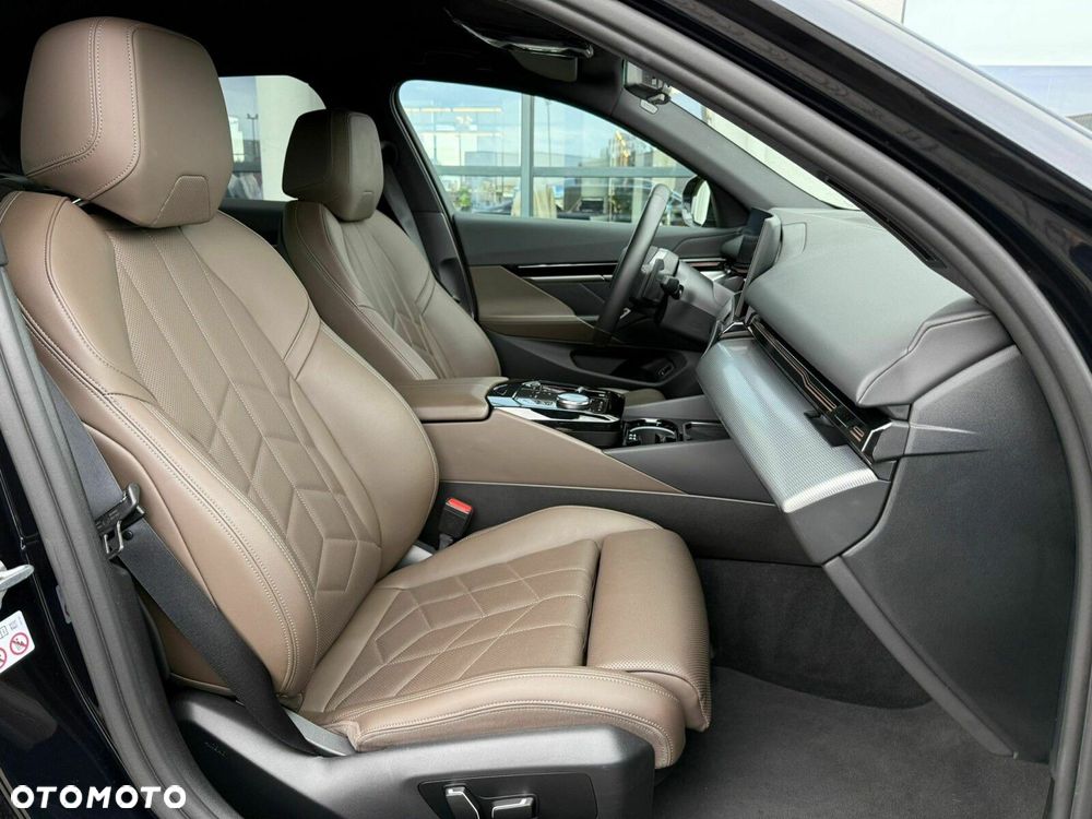 BMW Seria 5 - 12