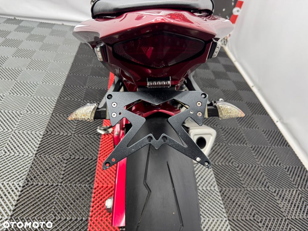 Honda CB - 22