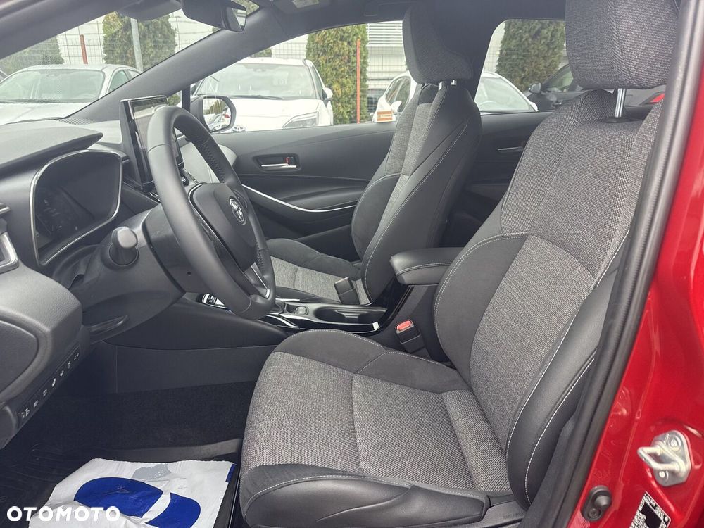 Toyota Corolla 1.8 Hybrid Style - 18