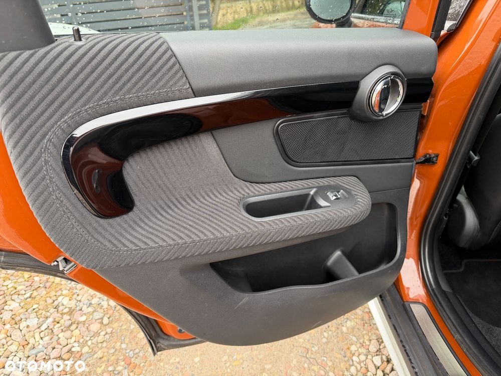 MINI Countryman Cooper D - 16