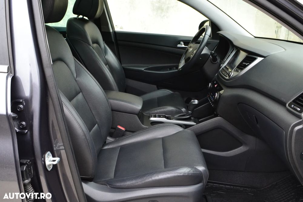 Hyundai Tucson 2.0 CRDI 4WD 6AT Premium+ - 9