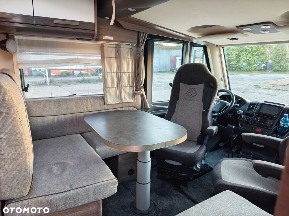 KNAUS Live i700 meg - 17