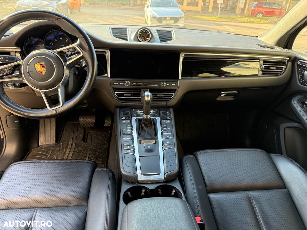 Porsche Macan T PDK - 1
