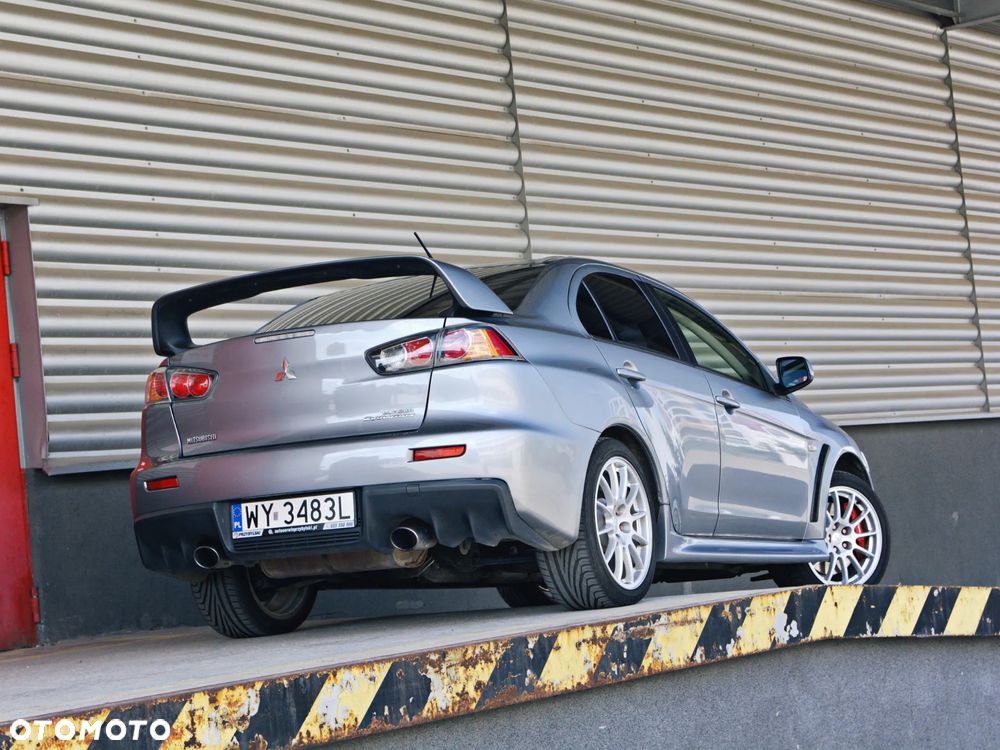Mitsubishi Lancer Evolution Standard - 20