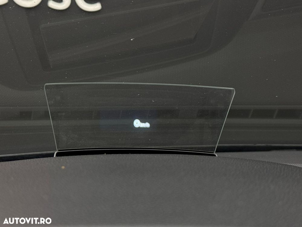 Volkswagen Tiguan - 18