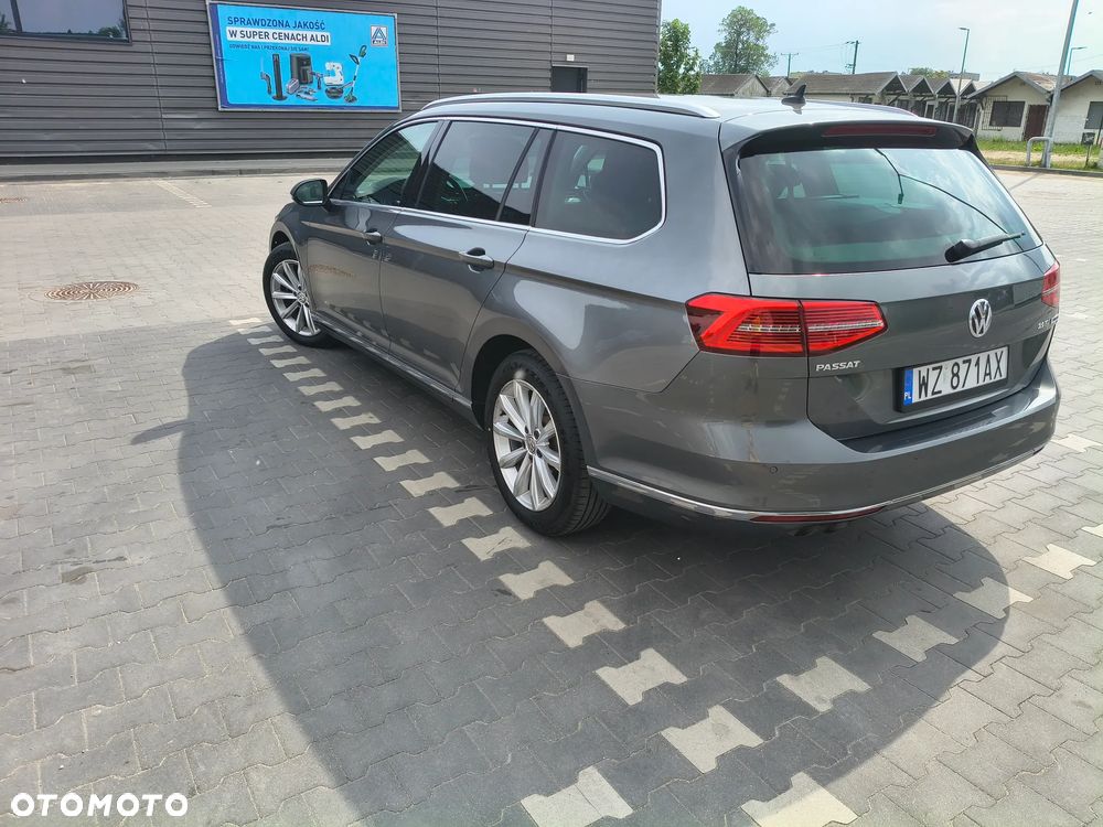 Volkswagen Passat 2.0 TDI BMT Highline - 25
