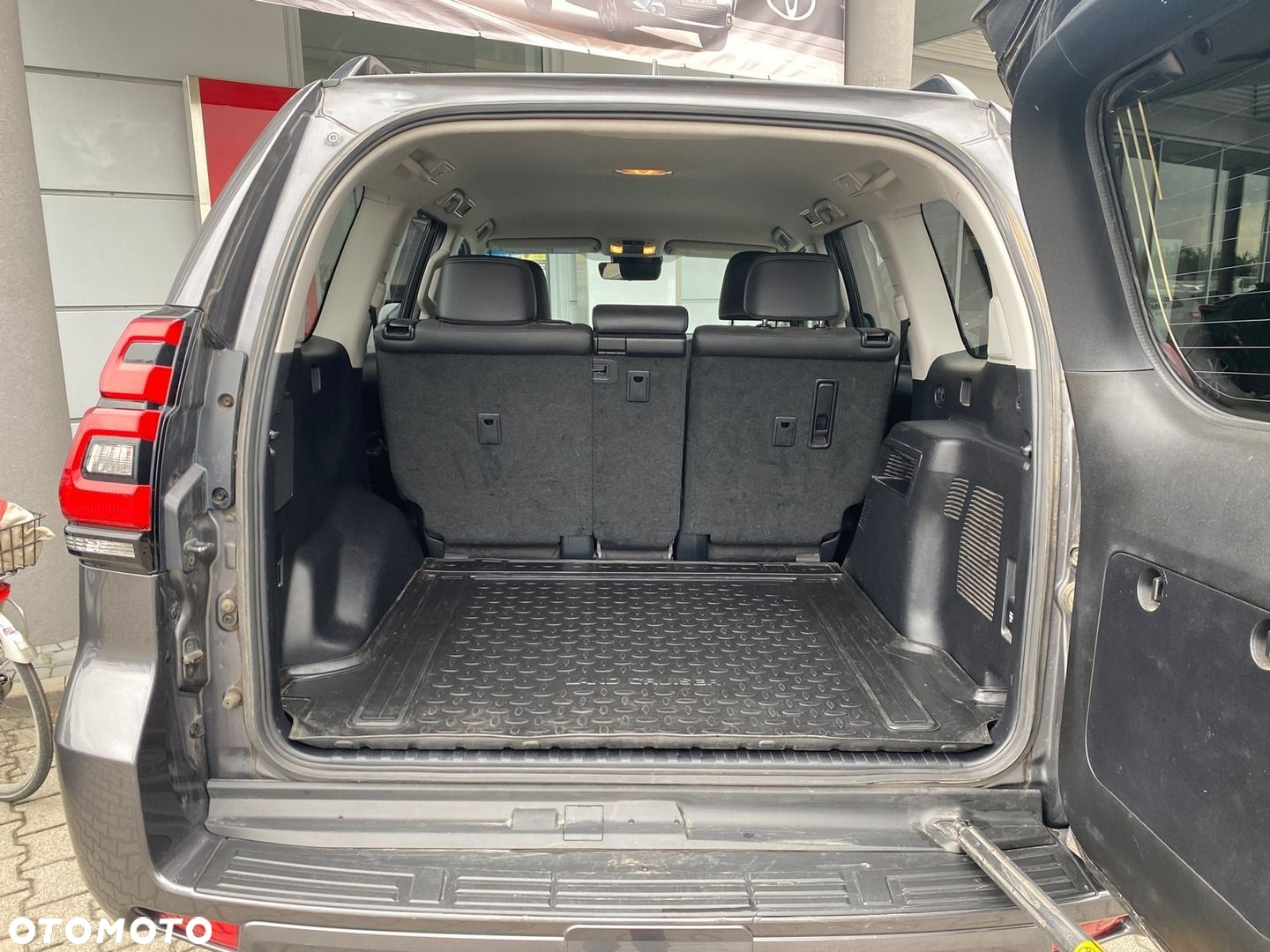 Toyota Land Cruiser LC 2.8 D-4D Invincible - 10