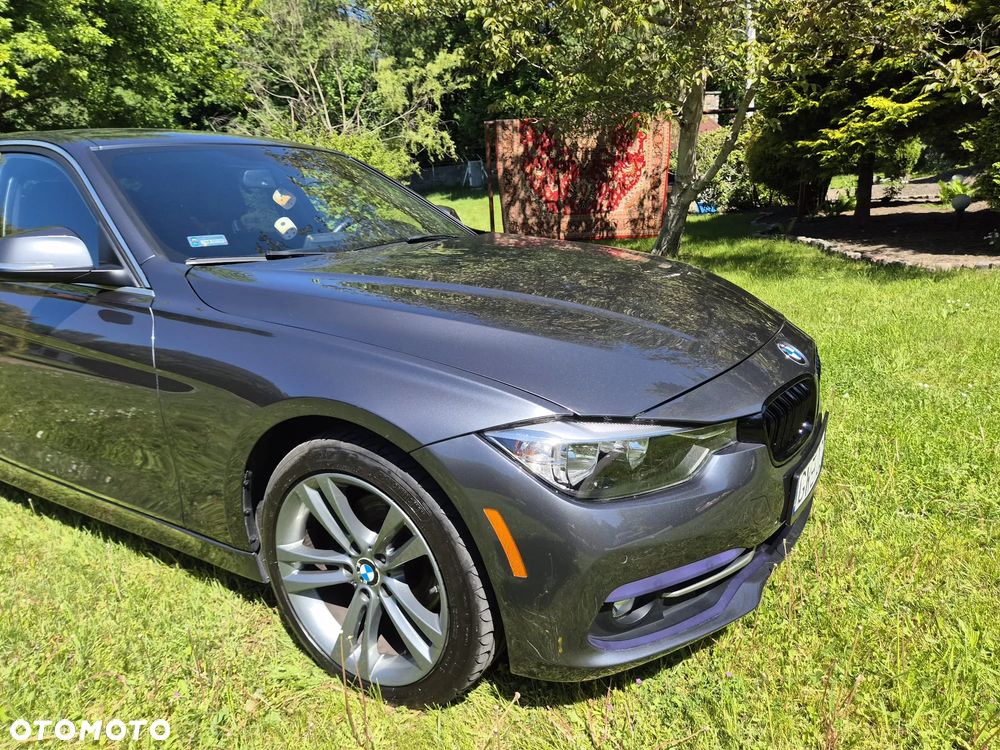 BMW Seria 3 330i Edition Luxury Line Purity - 10
