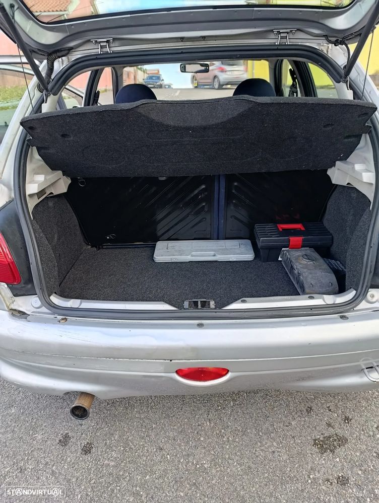Peugeot 206 - 8