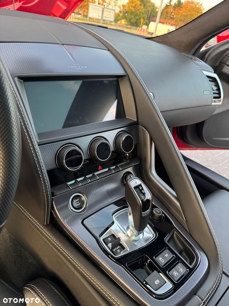 Jaguar F-Type 2.0 Turbo R-Dynamic Black - 17