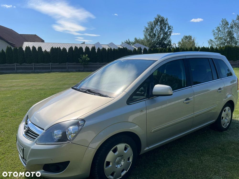 Opel Zafira 1.6 ECOFLEX Design Edition - 26
