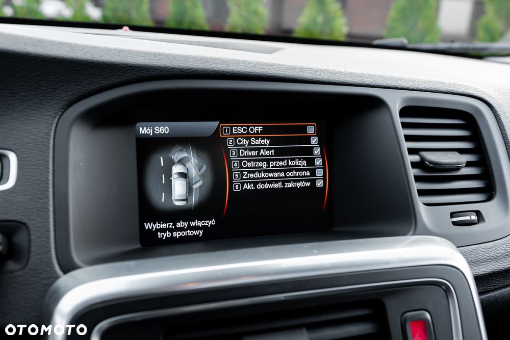 Volvo S60 T6 AWD Geartronic Summum - 35