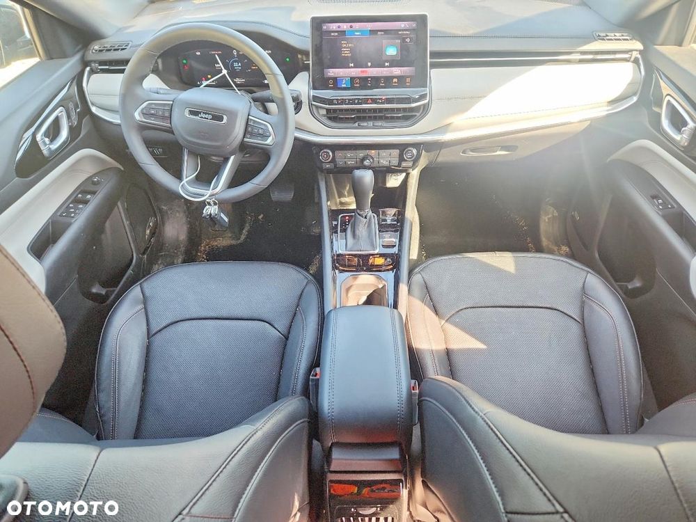 Jeep Compass - 9