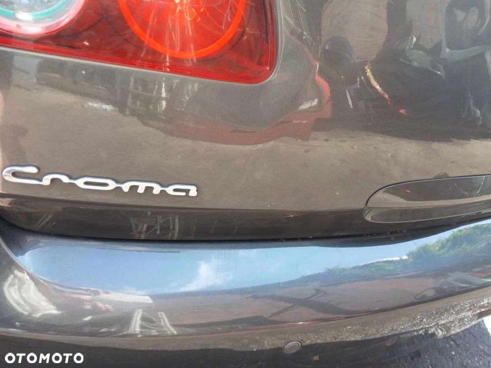 Fiat Croma Kombi Klapa bagażnika WGNIOTKA - 7