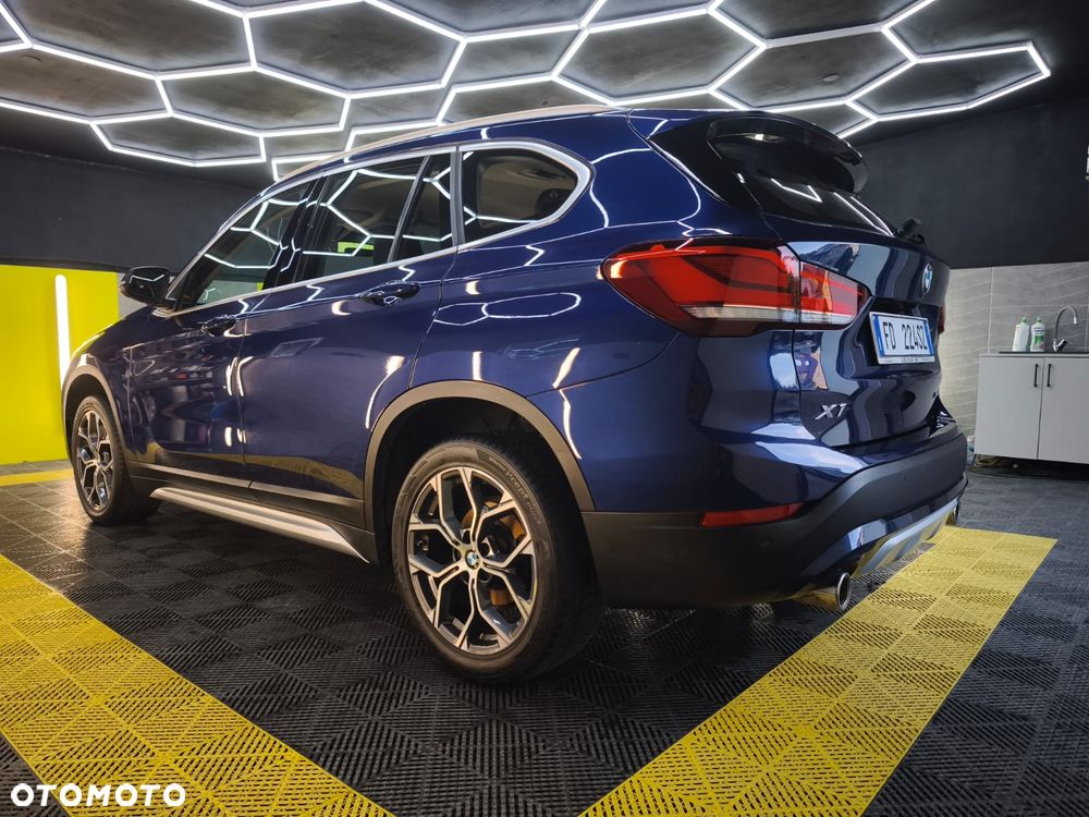 BMW X1 sDrive18d Business Edition sport - 4