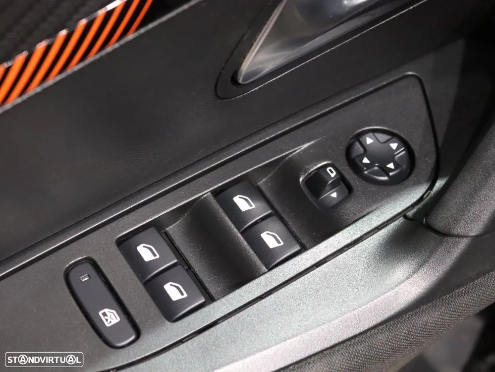 Peugeot 2008 PureTech 100 Active - 18