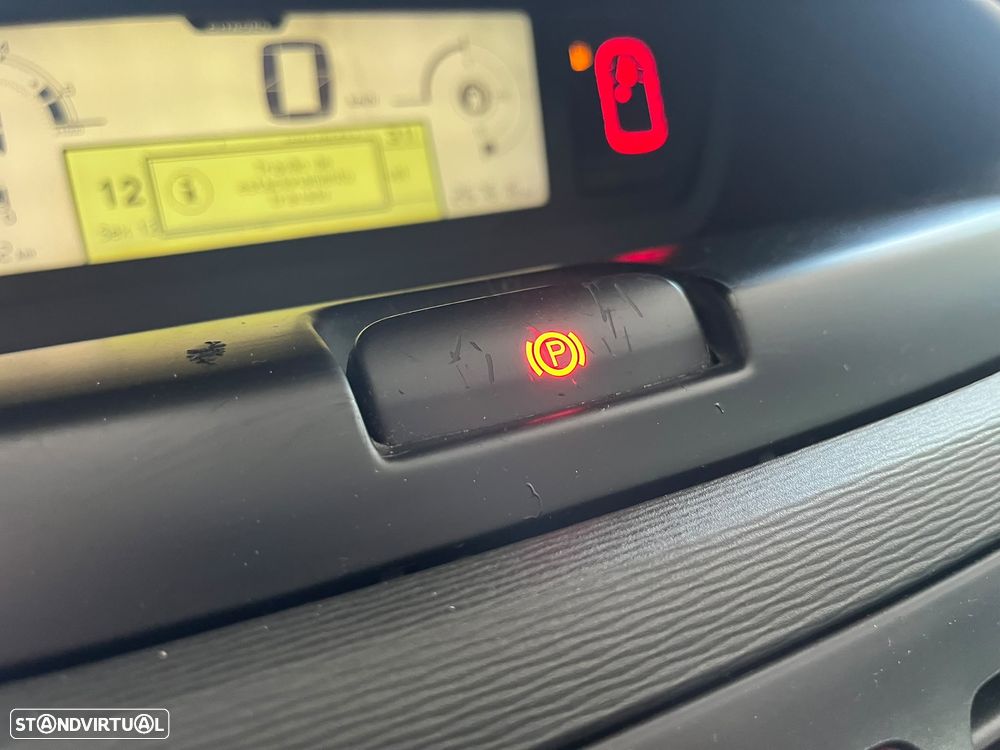 Citroën C4 Grand Picasso 1.6 e-HDi Seduction CMP6 - 32