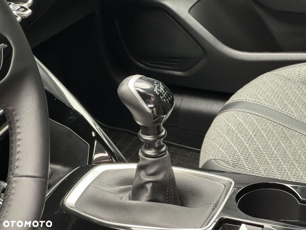 Peugeot 208 1.2 PureTech Allure S&S - 11