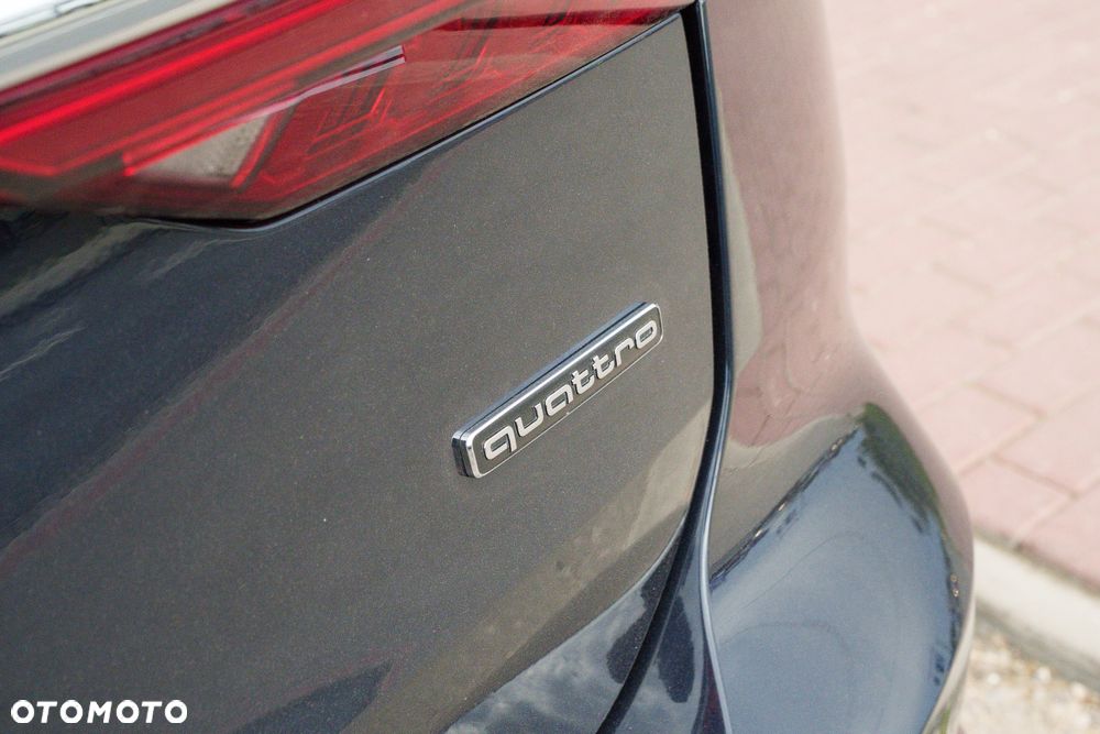 Audi A6 Avant 45 TFSI quattro S tronic sport - 32