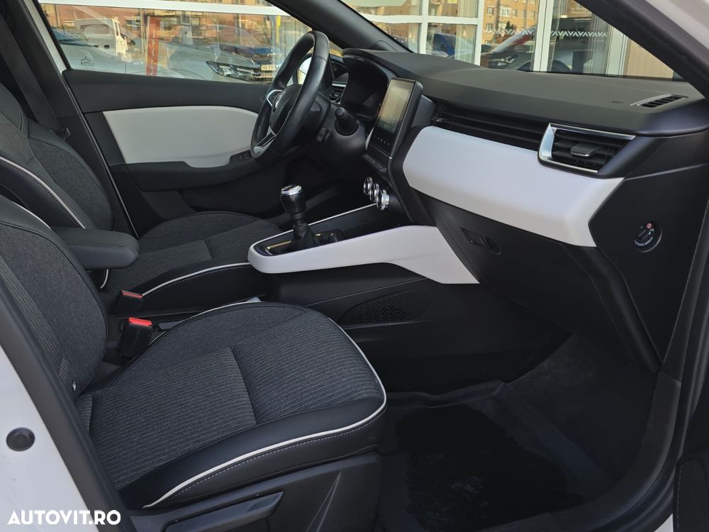 Renault Clio V TCe 90 Techno - 18
