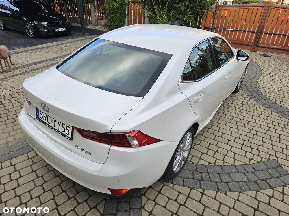 Lexus IS 200t Elite - 19
