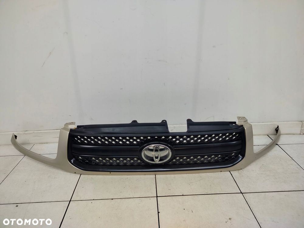 toyota rav4 ii 3d 00r- grill atrapa chłodnicy 4r4 - 1