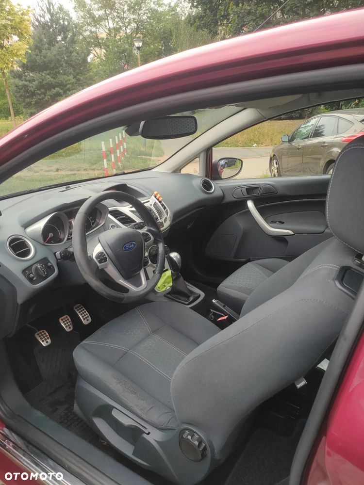 Ford Fiesta 1.6 Titanium - 7