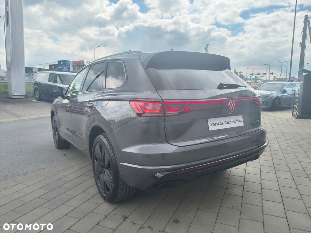 Volkswagen Touareg - 6