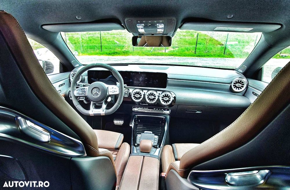 Mercedes-Benz CLA - 7