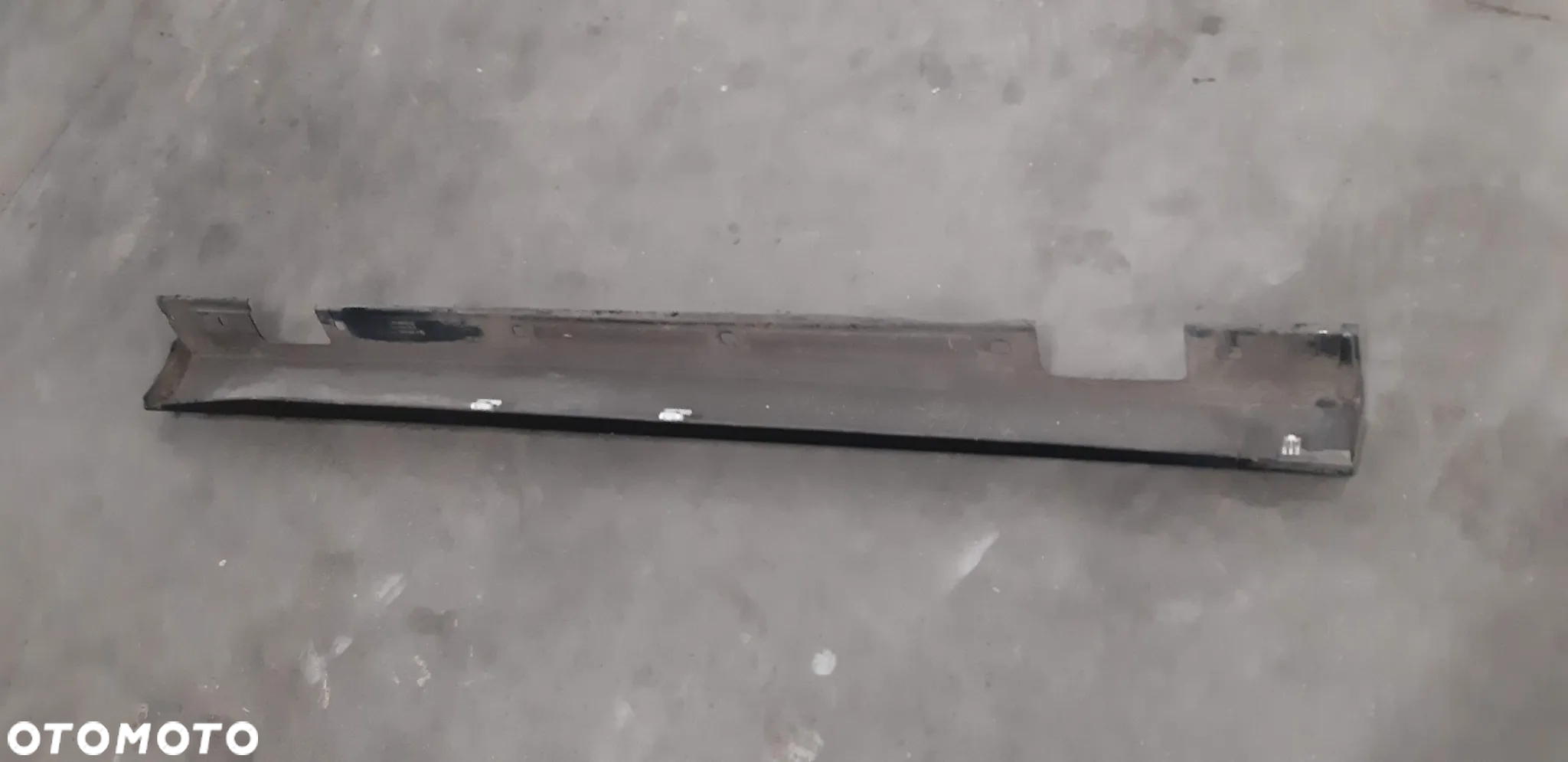Listwa progowa prawa A2466900340 Mercedes B-Klasa W246 - 5
