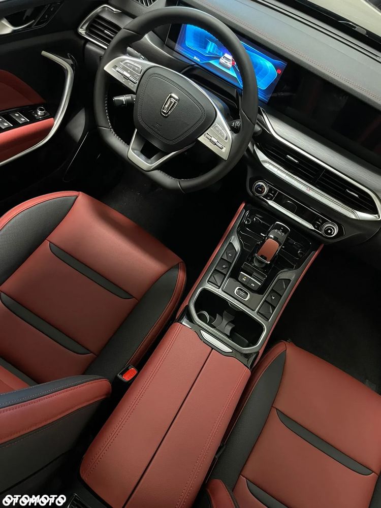 Bestune T77 1.5T Business DCT - 19