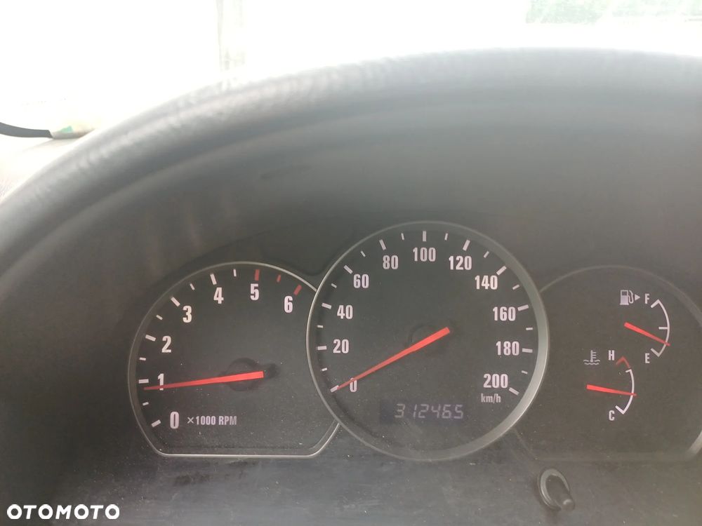Suzuki Grand Vitara 2.0 HDi - 6