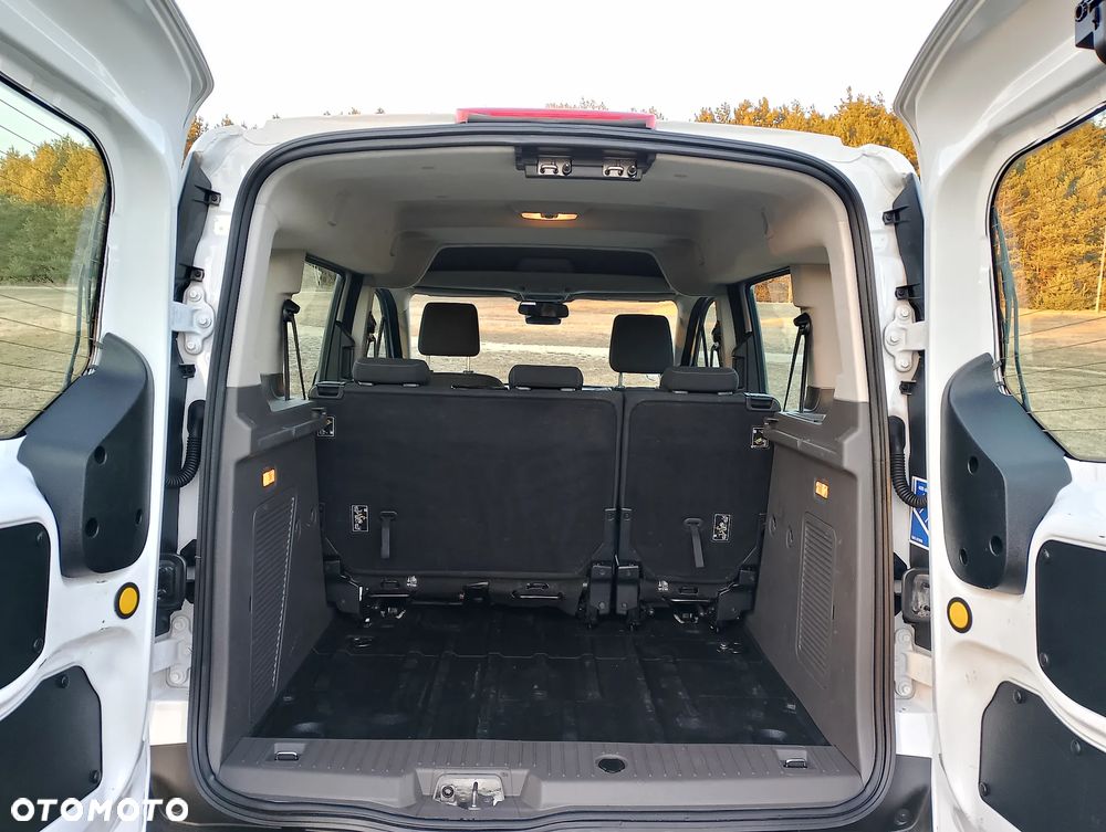 Ford Transit Connect - 26