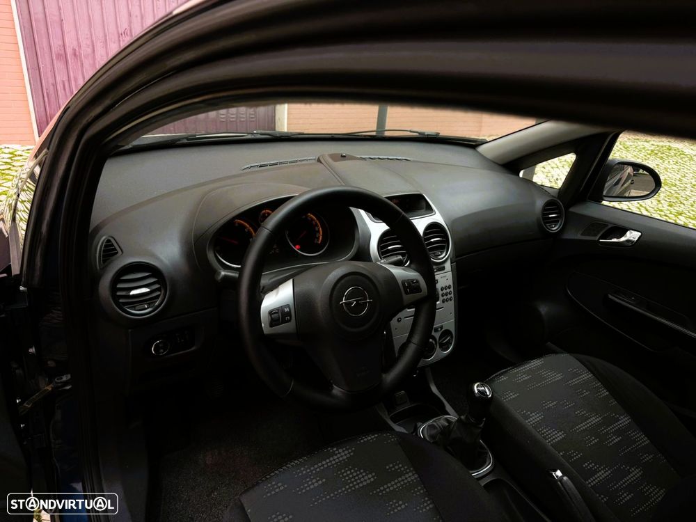 Opel Corsa 1.3 CDTI Enjoy EcoFLEX - 10