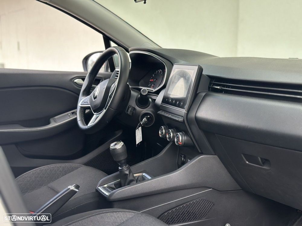 Renault Clio 1.0 TCe Exclusive - 20