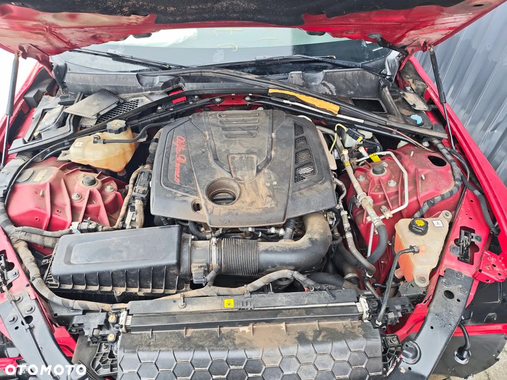 Alfa Romeo Giulia 2.0 Turbo 16V AT8 Veloce Ti - 11