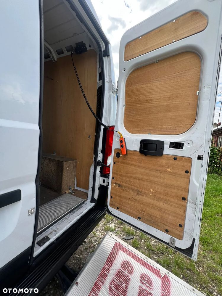 Fiat Ducato 2018 rok L2H2 + Winda - 11