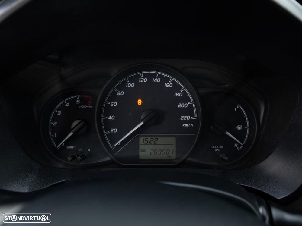 Toyota Yaris bizz 1.4 D-4D AC c/IVA - 17