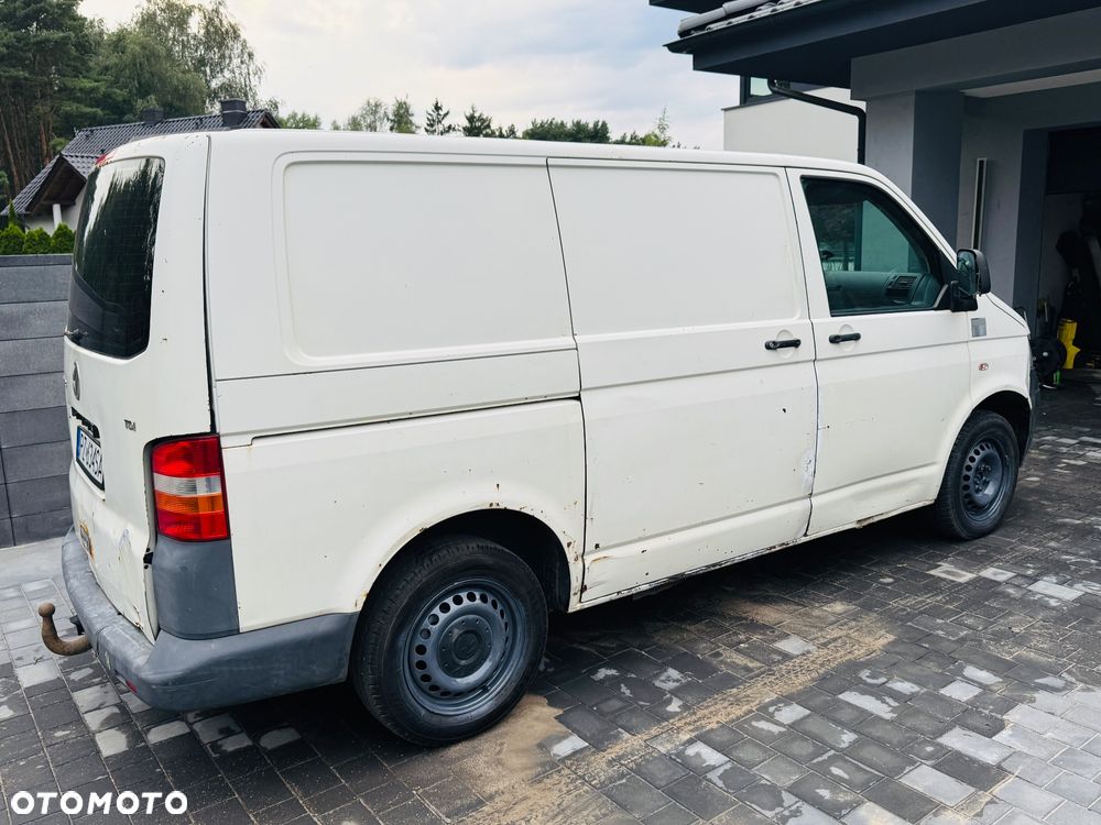 Volkswagen Transporter T5 - 5