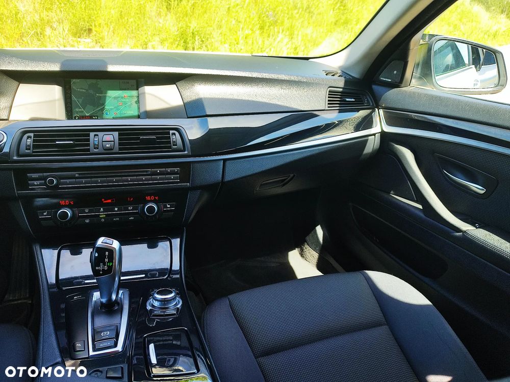 BMW Seria 5 - 34