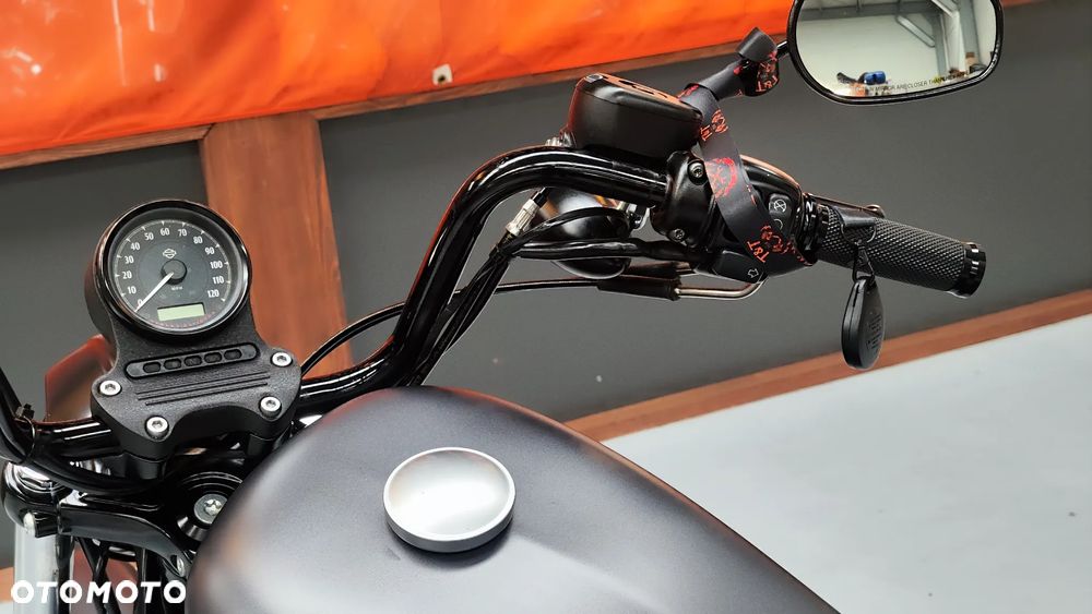 Harley-Davidson Sportster - 32