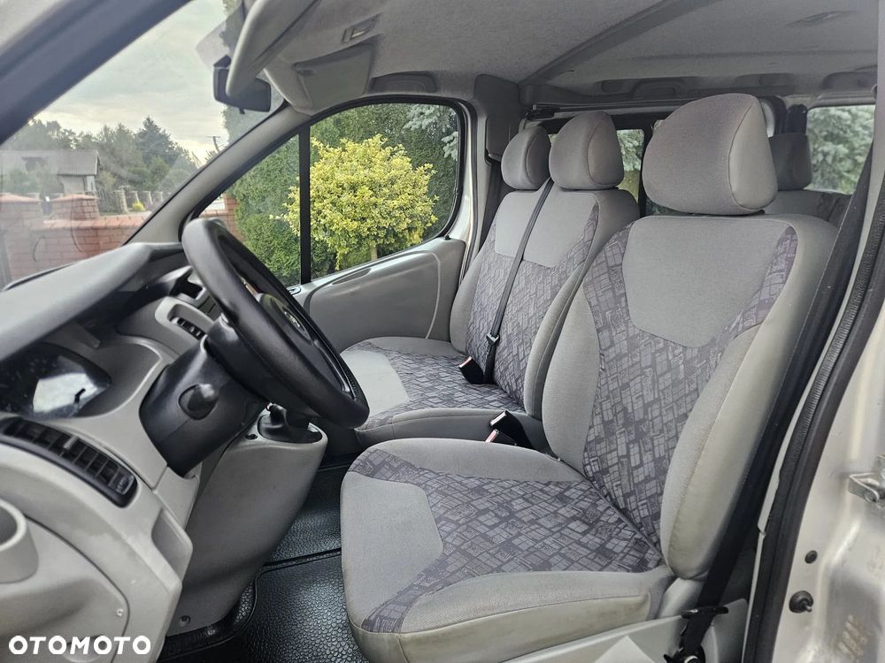 Opel Vivaro - 9