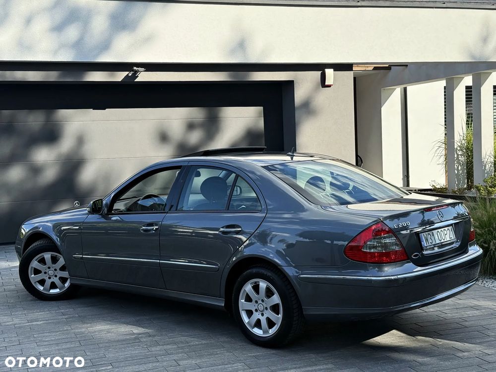 Mercedes-Benz Klasa E - 21