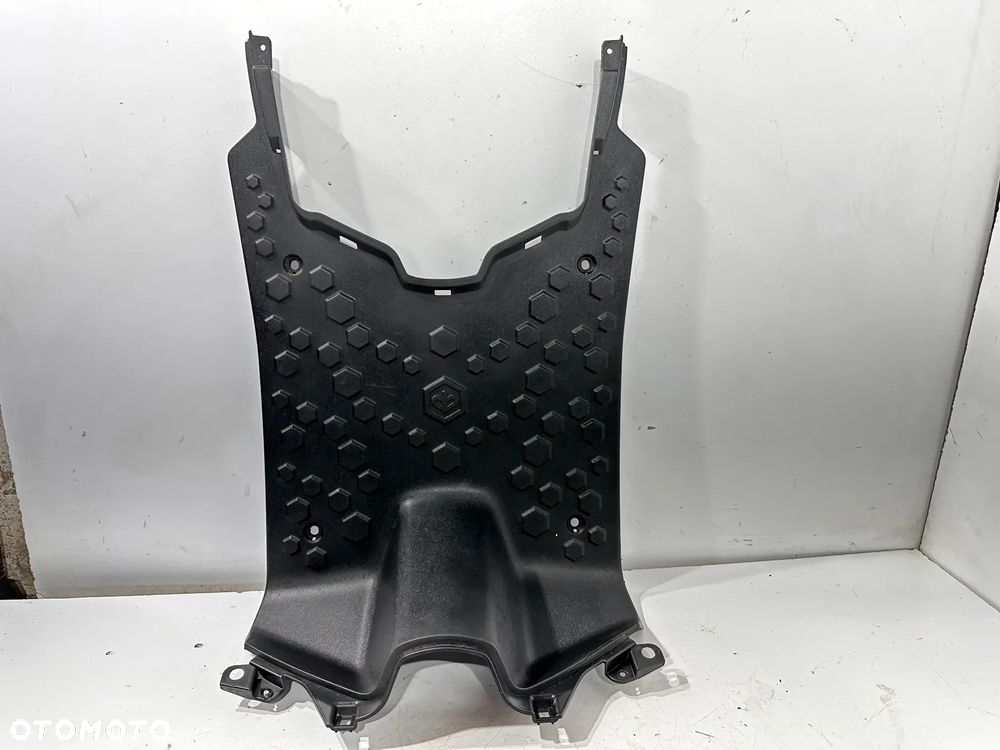 Podłoga Piaggio 1 Active - 3